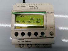 Schneider Electric SR3B101FU – Modular Smart Relay with 10 I/O, 100–240V AC, Clock, and Display