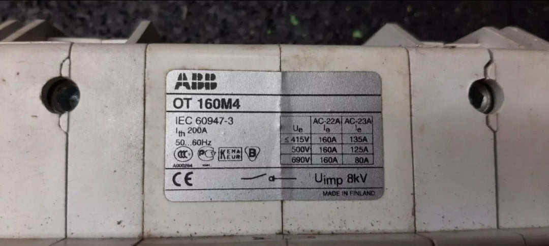 ABB 160M4 600VAC 125A 4 POLE DC/AC DISCONNECTOR