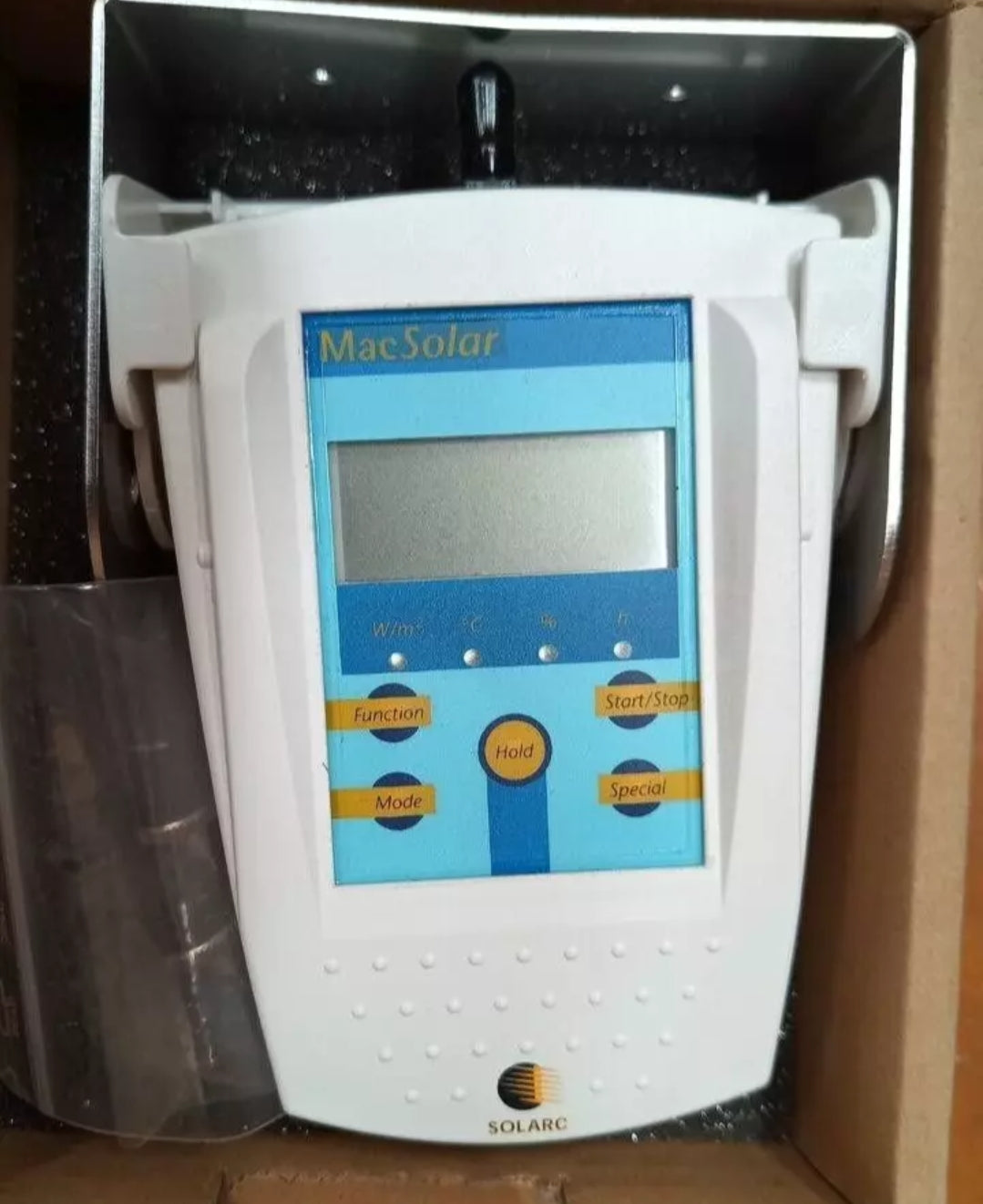 MacSolar 12221 SLM018c-3 MONITORING