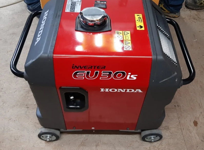 Honda EU30IS Silenced Power Generator 3kw 50hz 230v