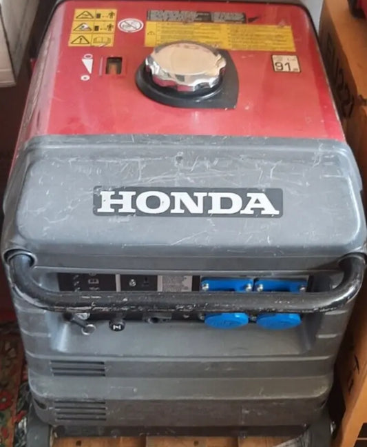 Honda EU30IS Silenced Power Generator 3kw 50hz 230v